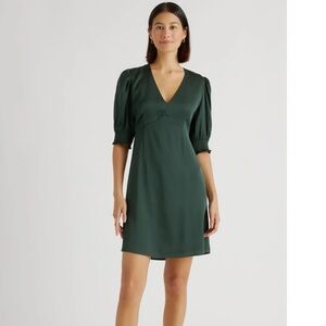 Elegant Green V-Neck Dress